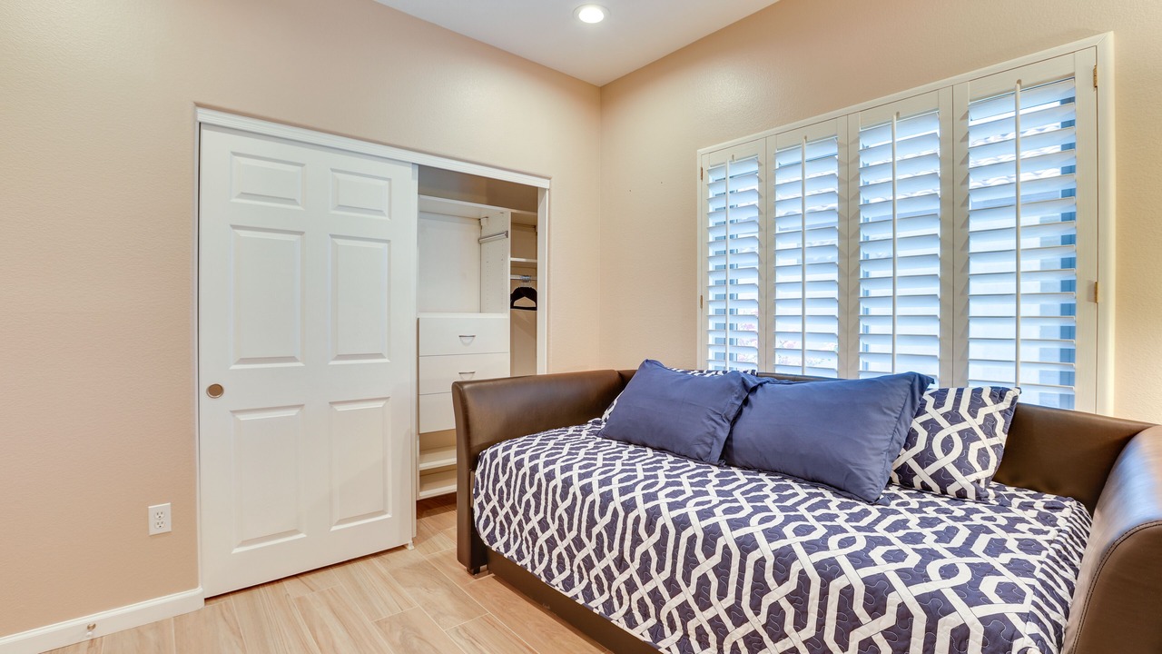 Photo of Bedroom in Surprise