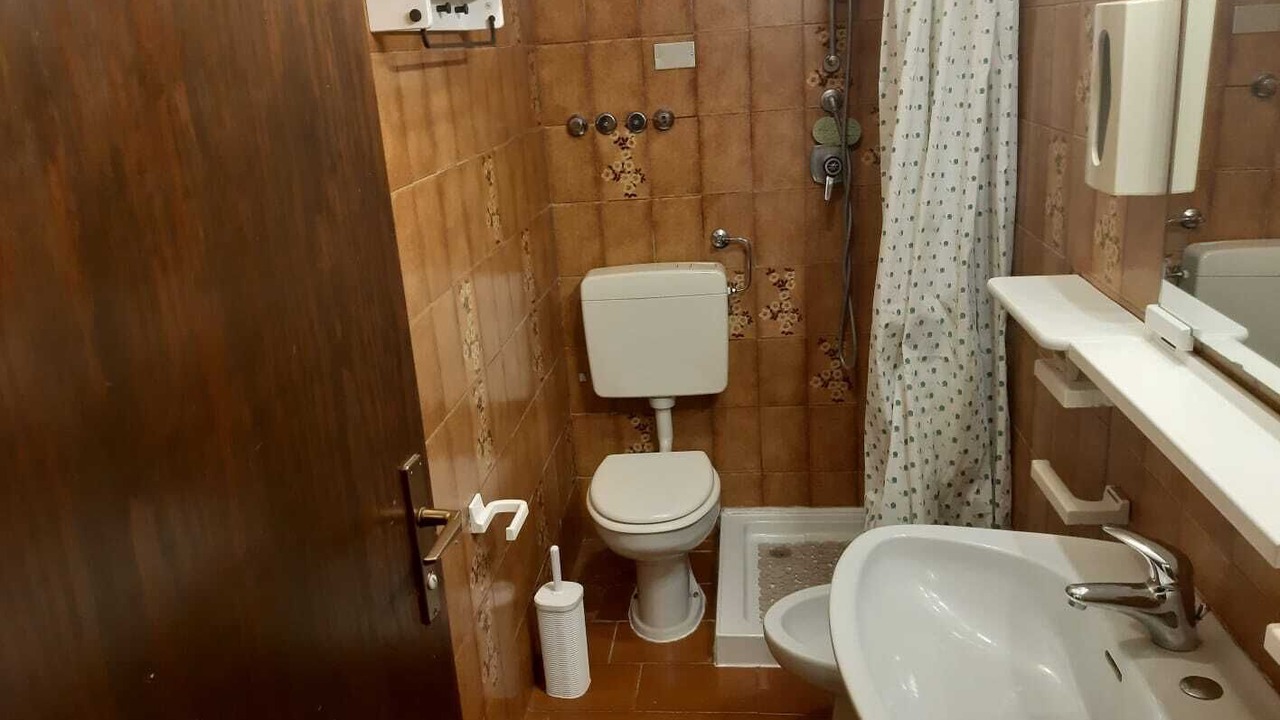 Photo of Bathroom in Calceranica al Lago