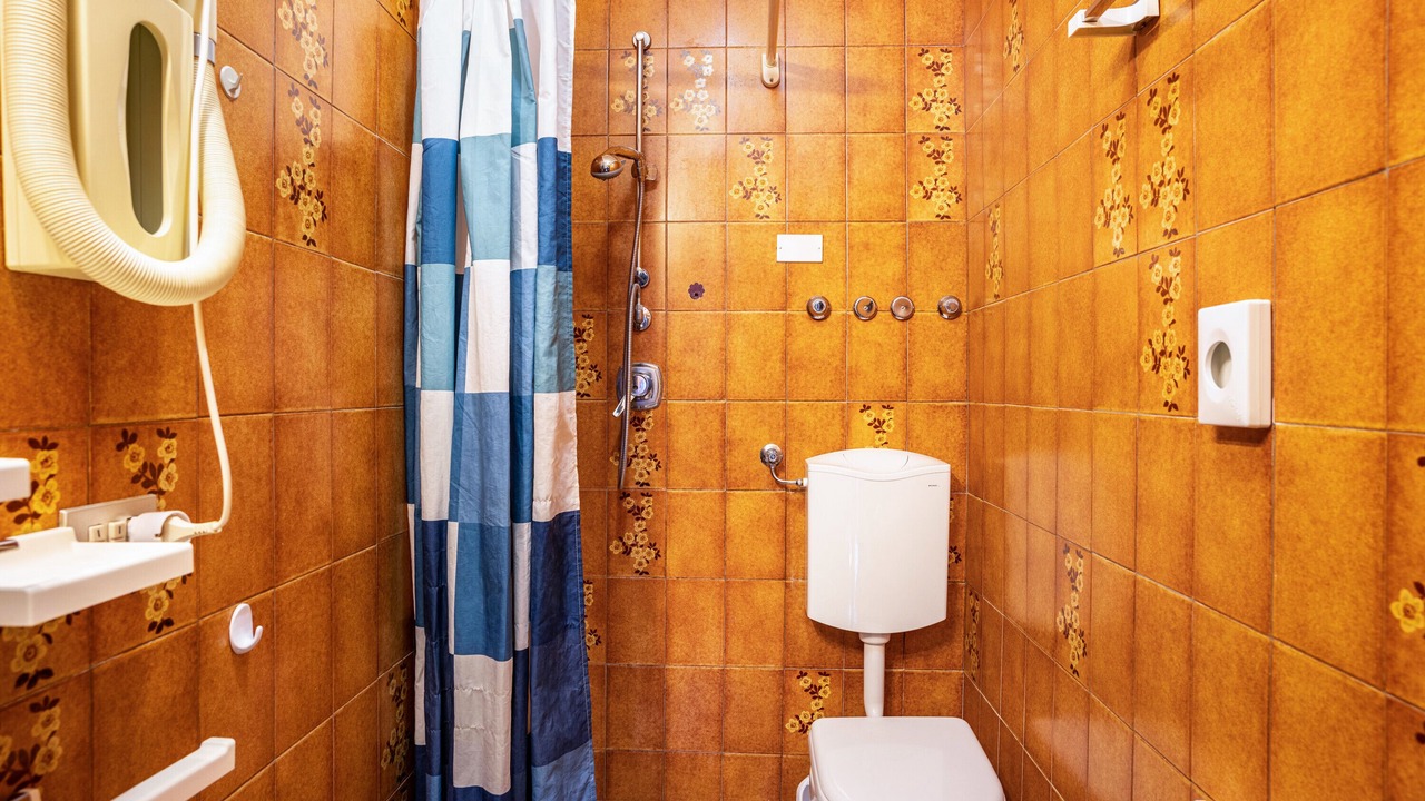 Photo of Bathroom in Calceranica al Lago
