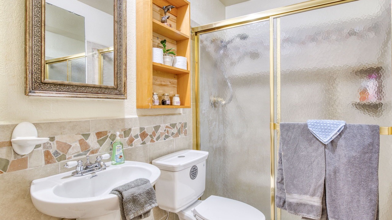 Photo of Bathroom in Meyer Park