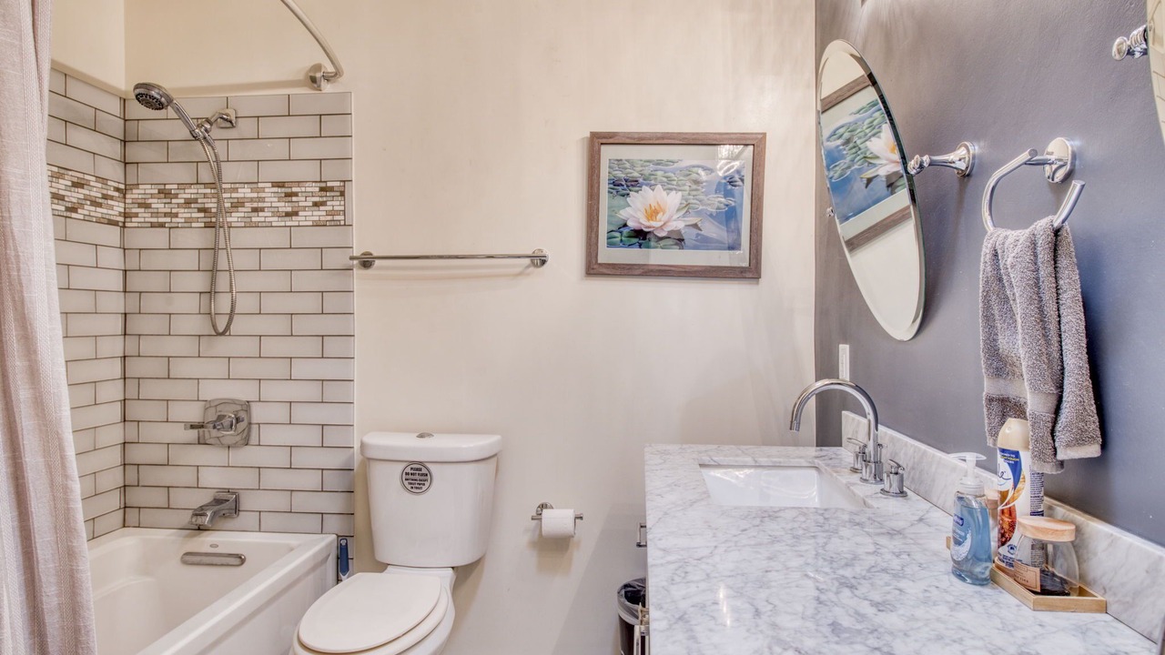 Photo of Bathroom in Meyer Park
