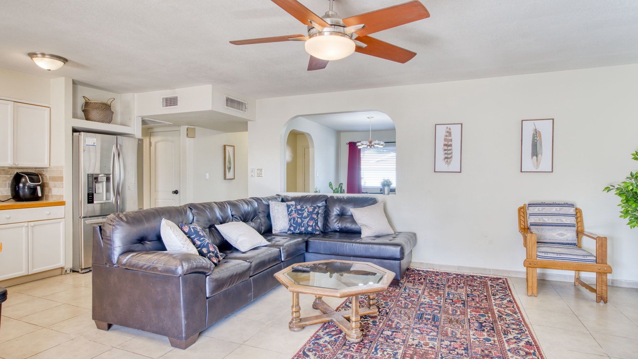 Photo of Livingroom in Meyer Park