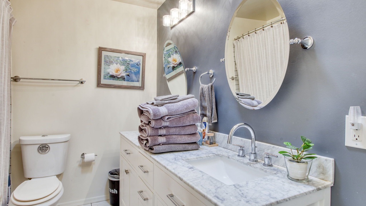 Photo of Bathroom in Meyer Park