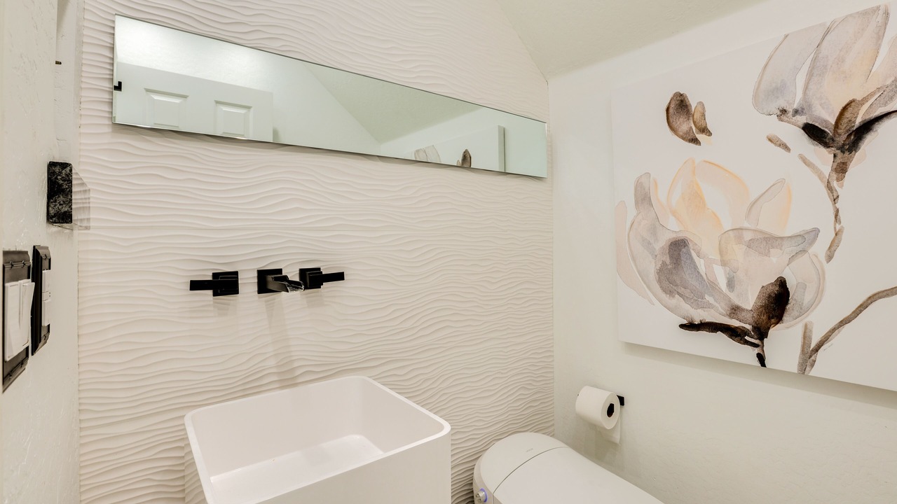 Photo of Bathroom in Manistee Ranch HOA