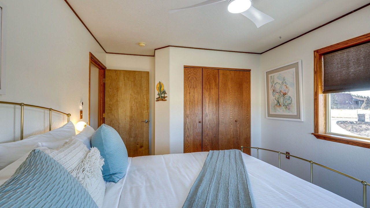 Photo of Bedroom in Baderville