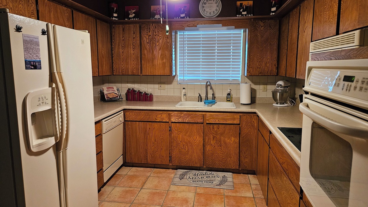 Photo of Kitchen in East Mesa
