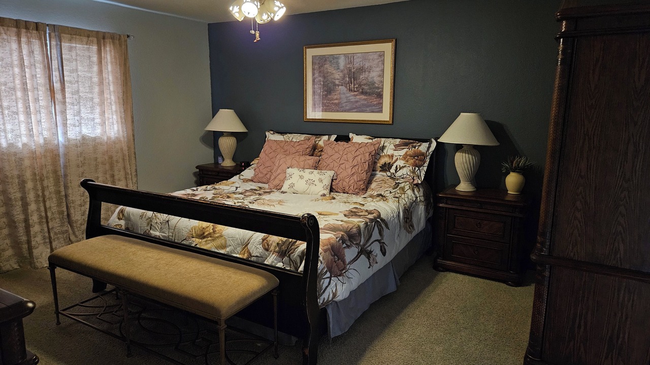 Photo of Bedroom in East Mesa