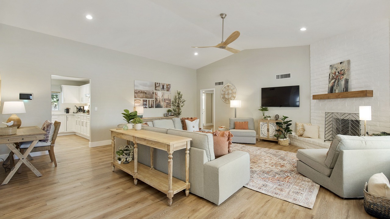 Photo of Livingroom in La Paz At Desert Springs
