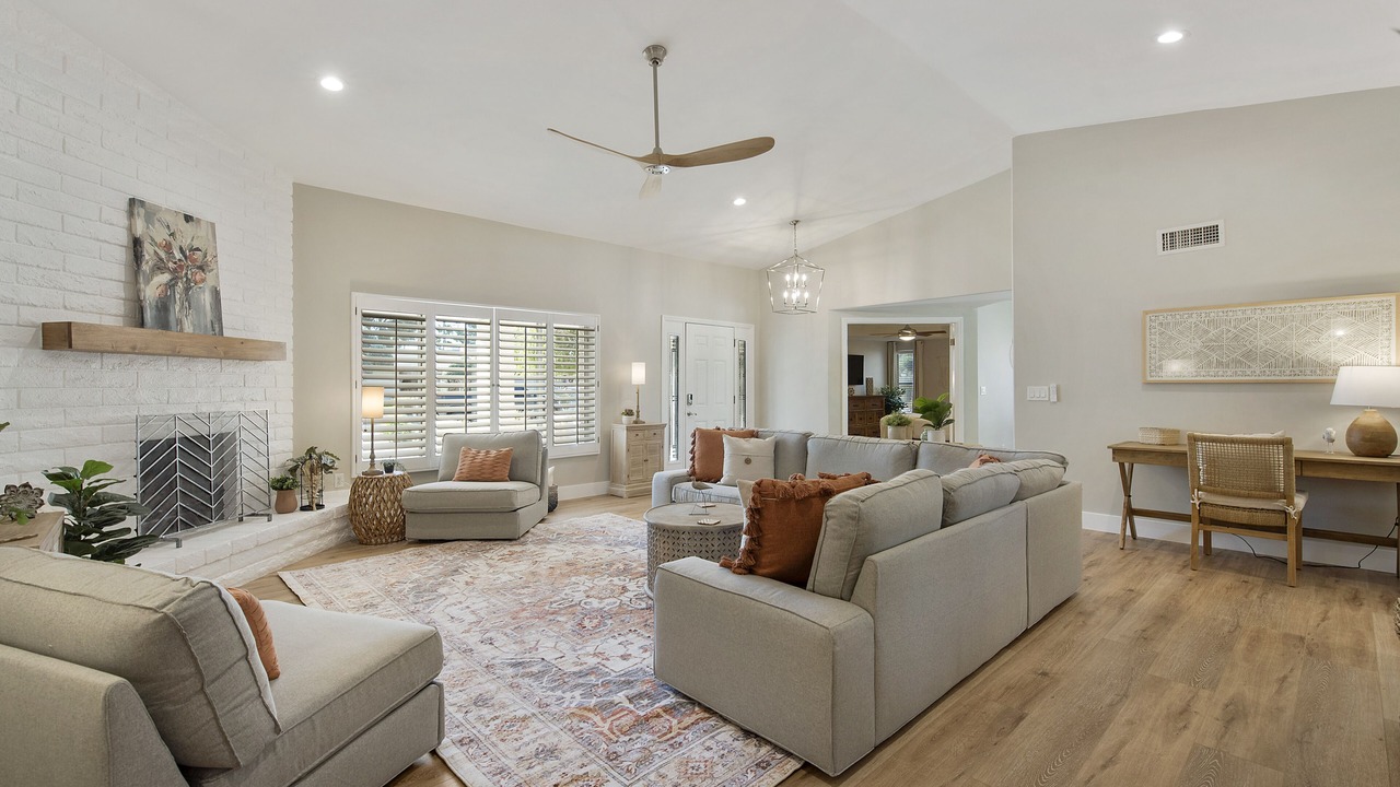 Photo of Livingroom in La Paz At Desert Springs