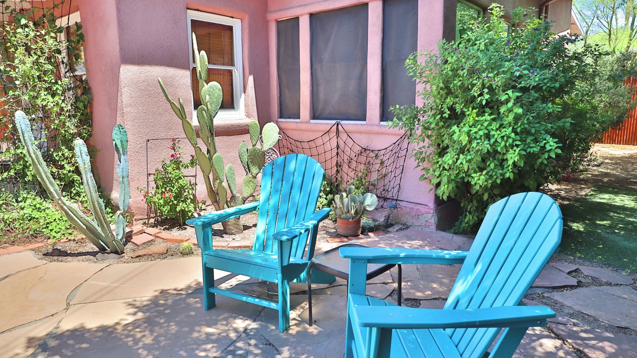 Photo of Patio Balcony in West University