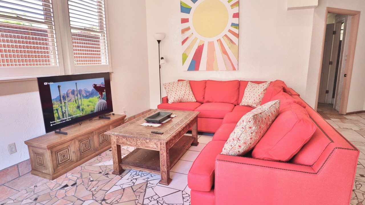 Photo of Livingroom in West University