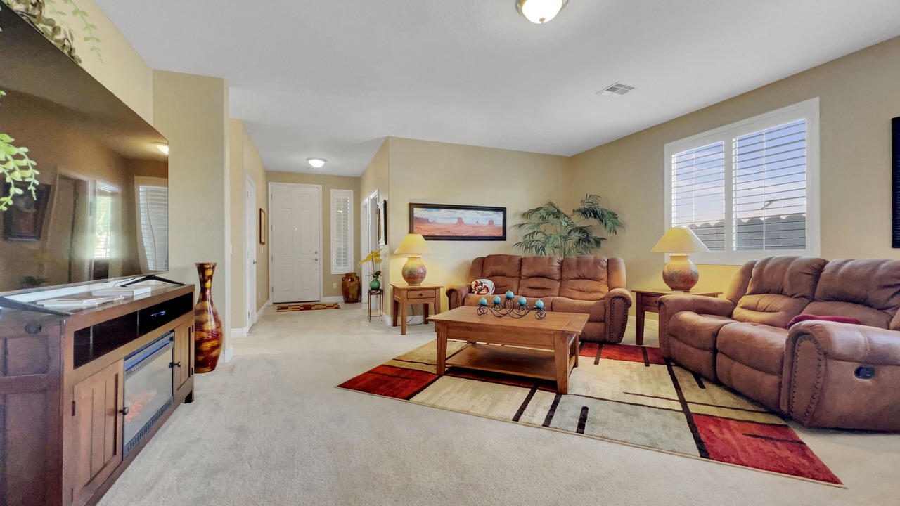 Photo of Livingroom in Circle Cross Ranch