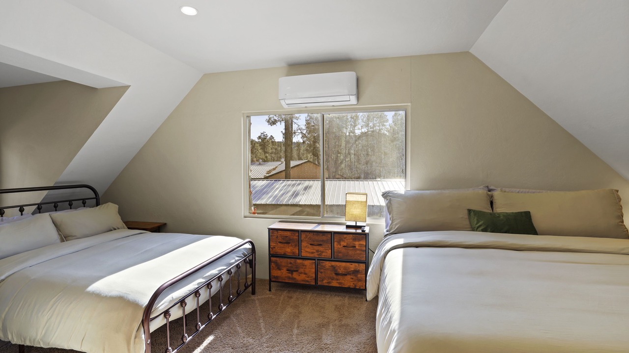 Photo of Bedroom in Strawberry