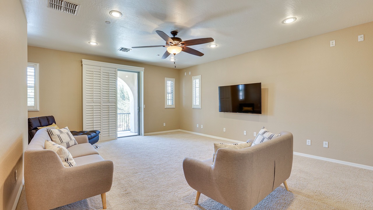 Photo of Livingroom in Litchfield Park
