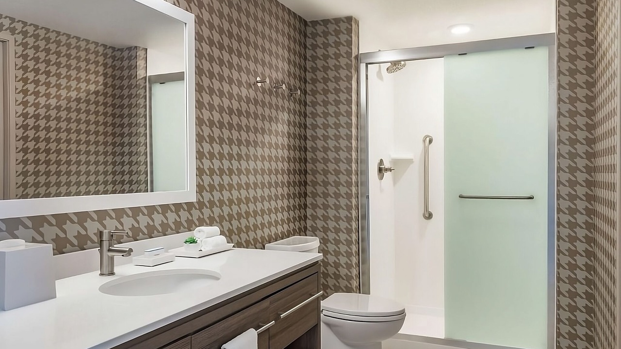 Photo of Bathroom in East Mesa