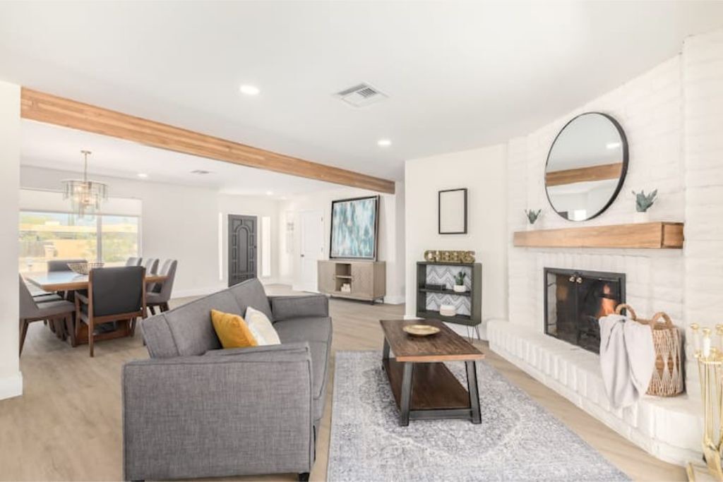 Photo of Livingroom in Tucson