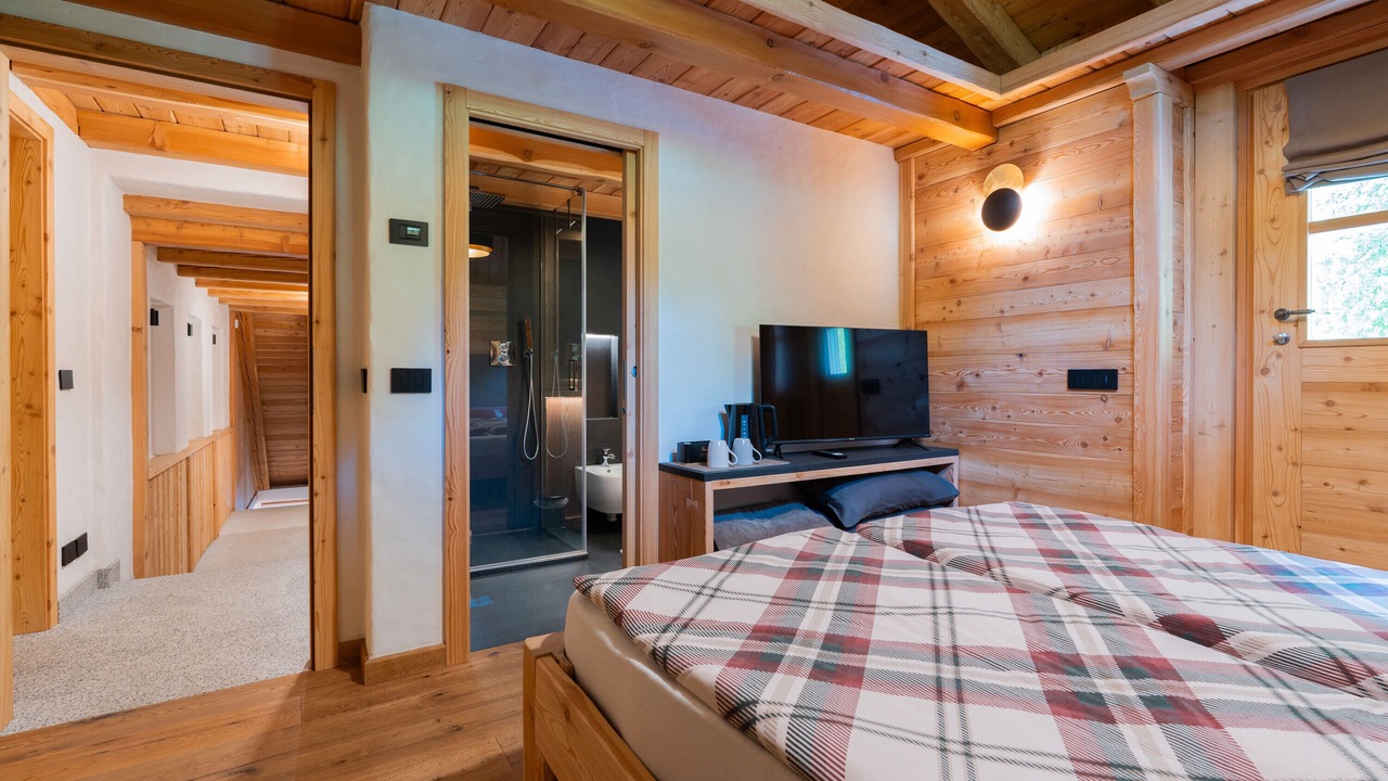 Photo of Bedroom in Carisolo