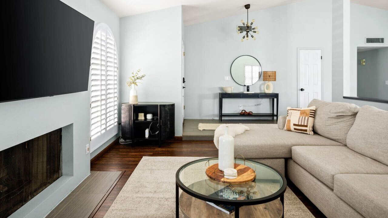 Photo of Livingroom in Tempe