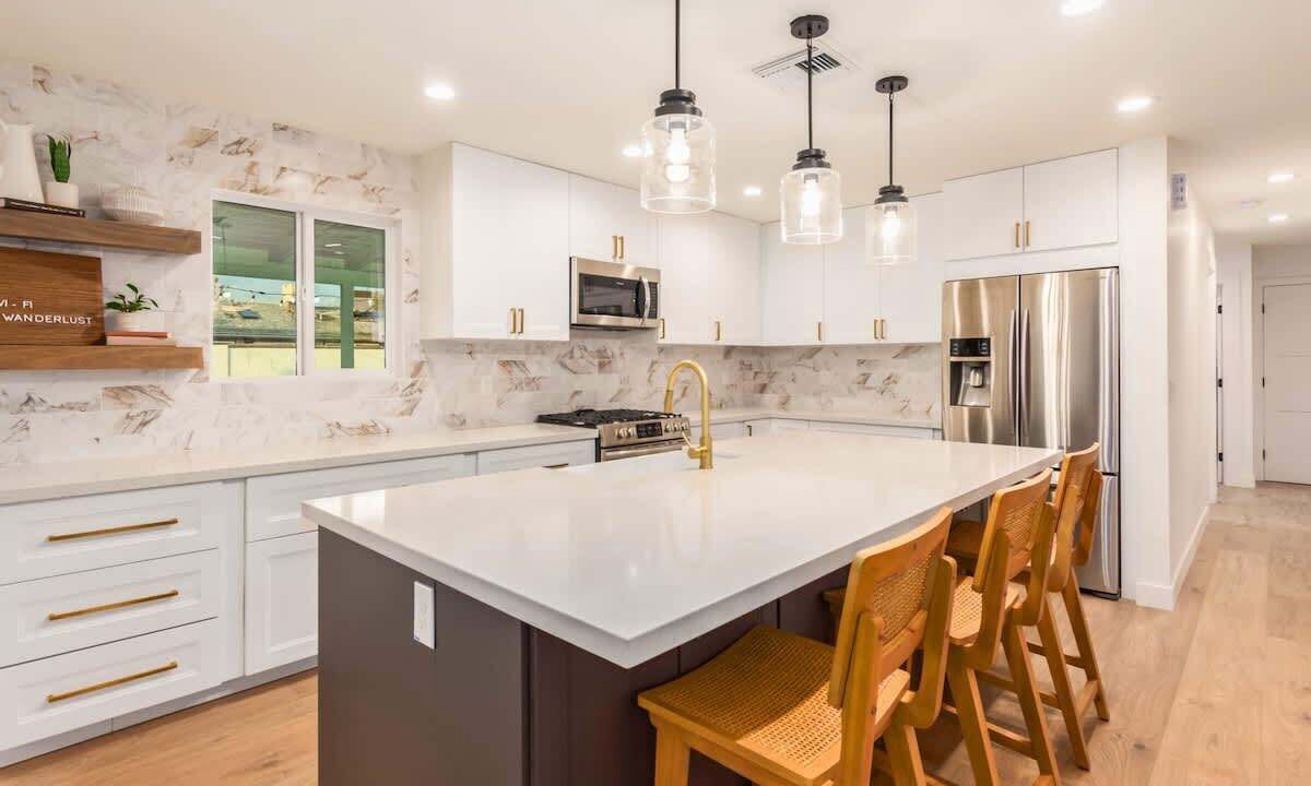 Photo of Kitchen in New Papago Parkway