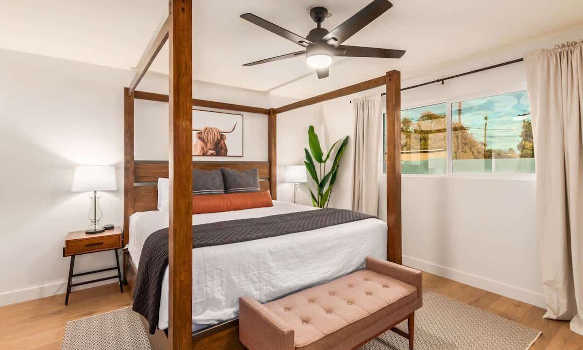 Photo of Bedroom in New Papago Parkway