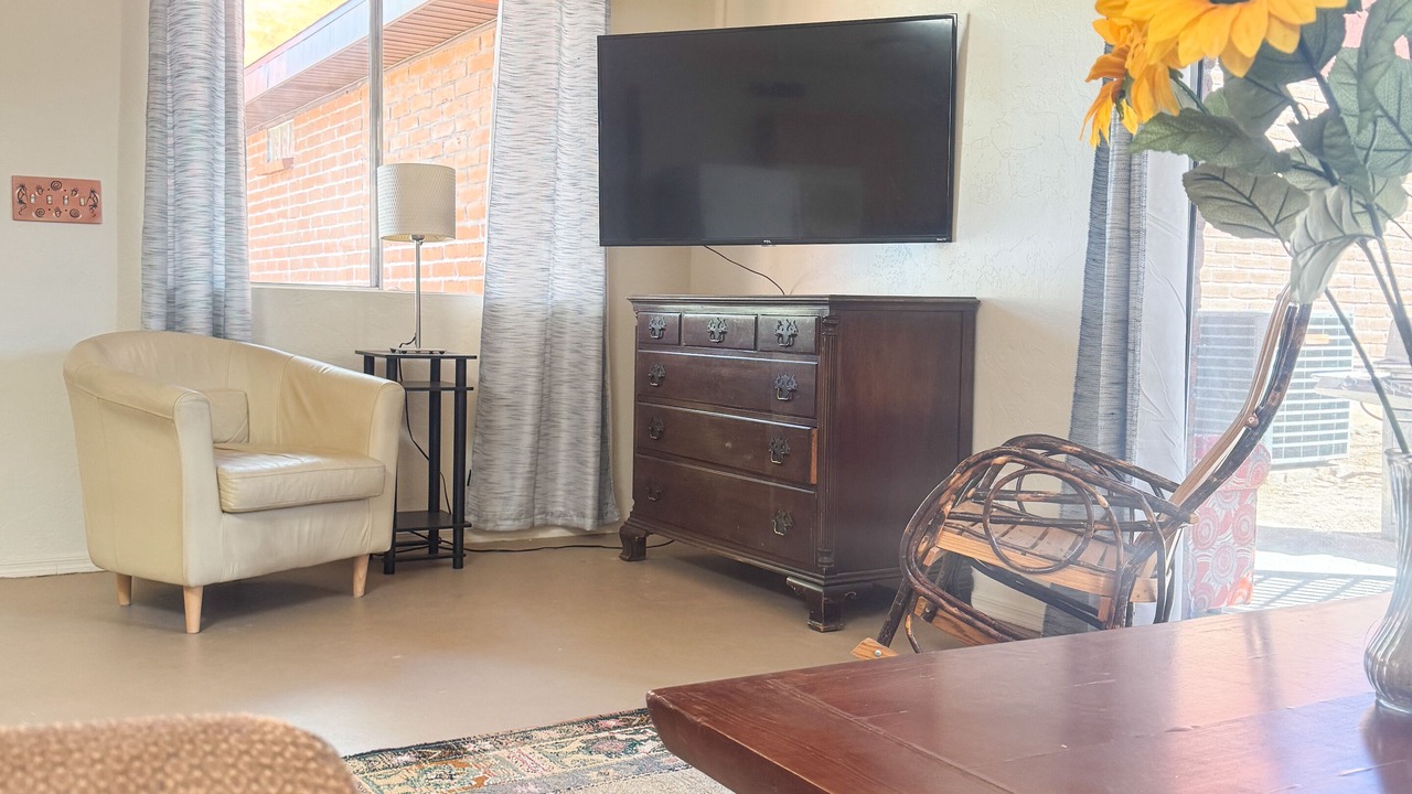 Photo of Livingroom in Oro Valley