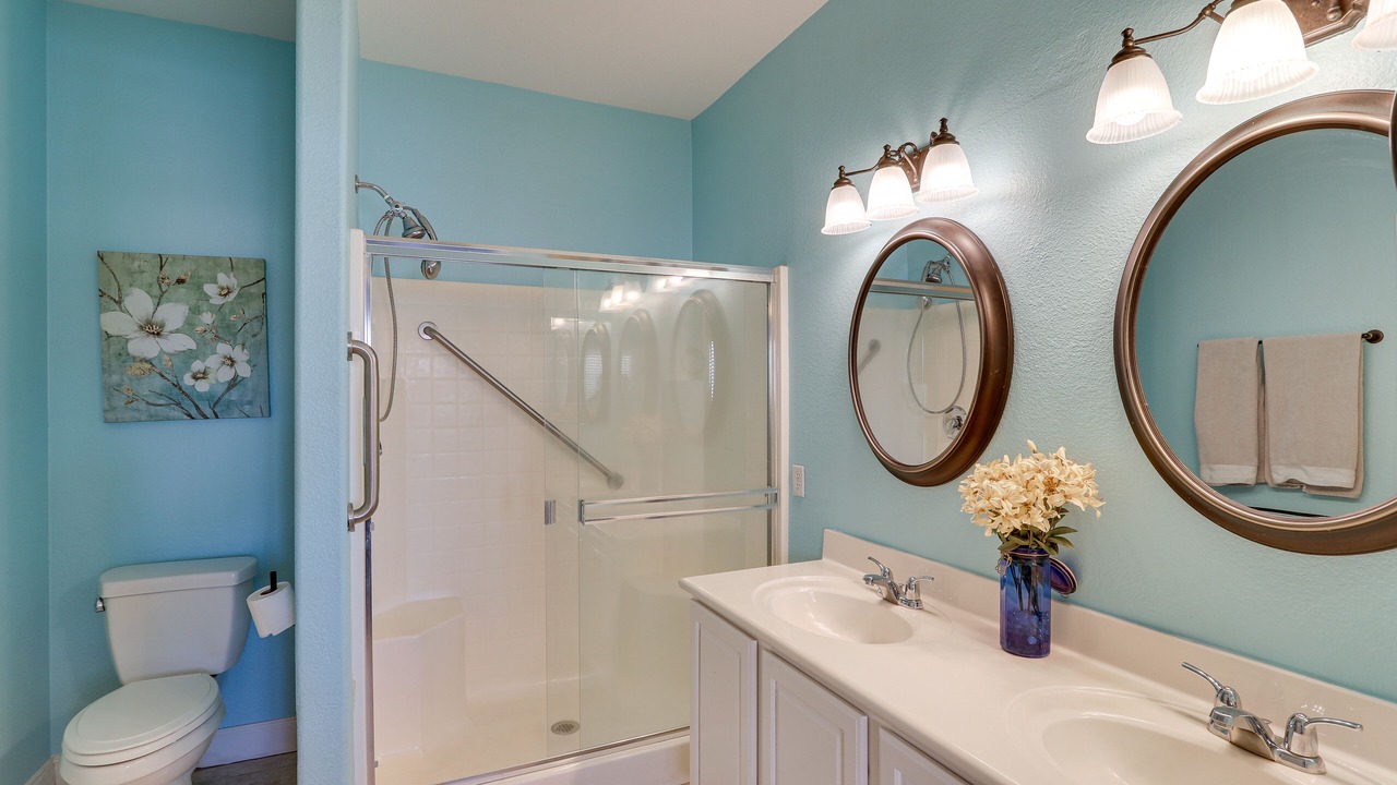 Photo of Bathroom in Gold Canyon