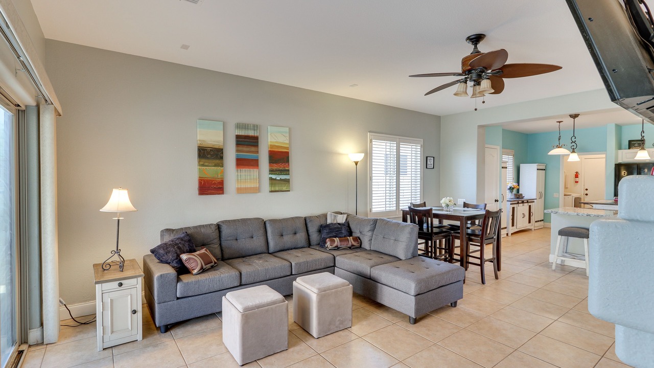 Photo of Livingroom in Gold Canyon