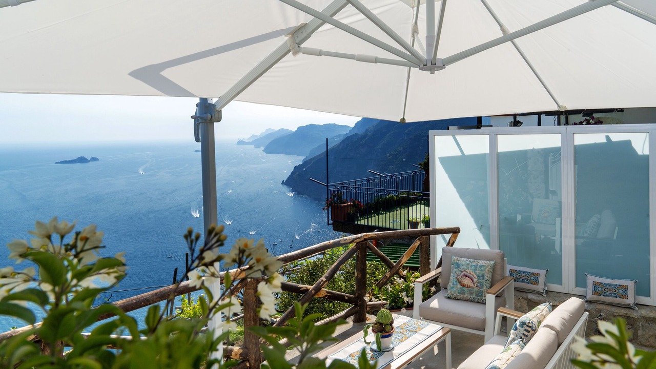 Photo of Patio Balcony in Path of the Gods
