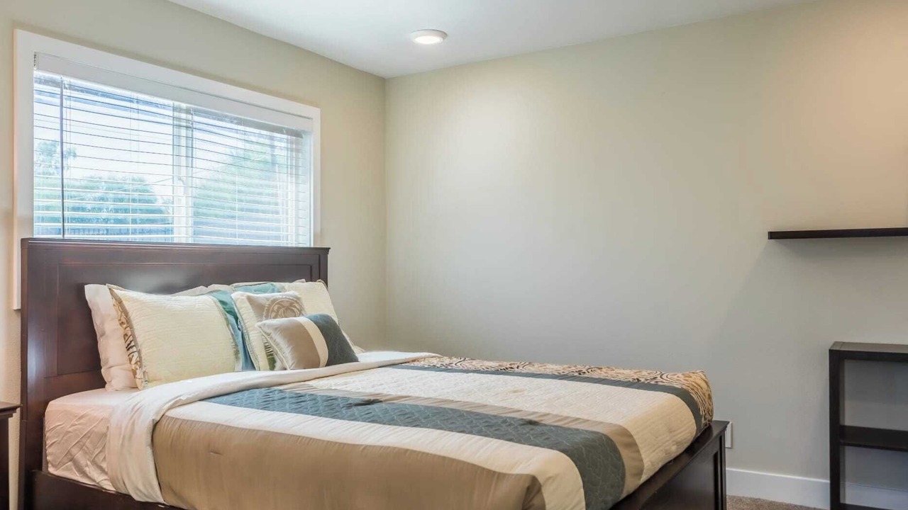 Photo of Bedroom in Camelback East