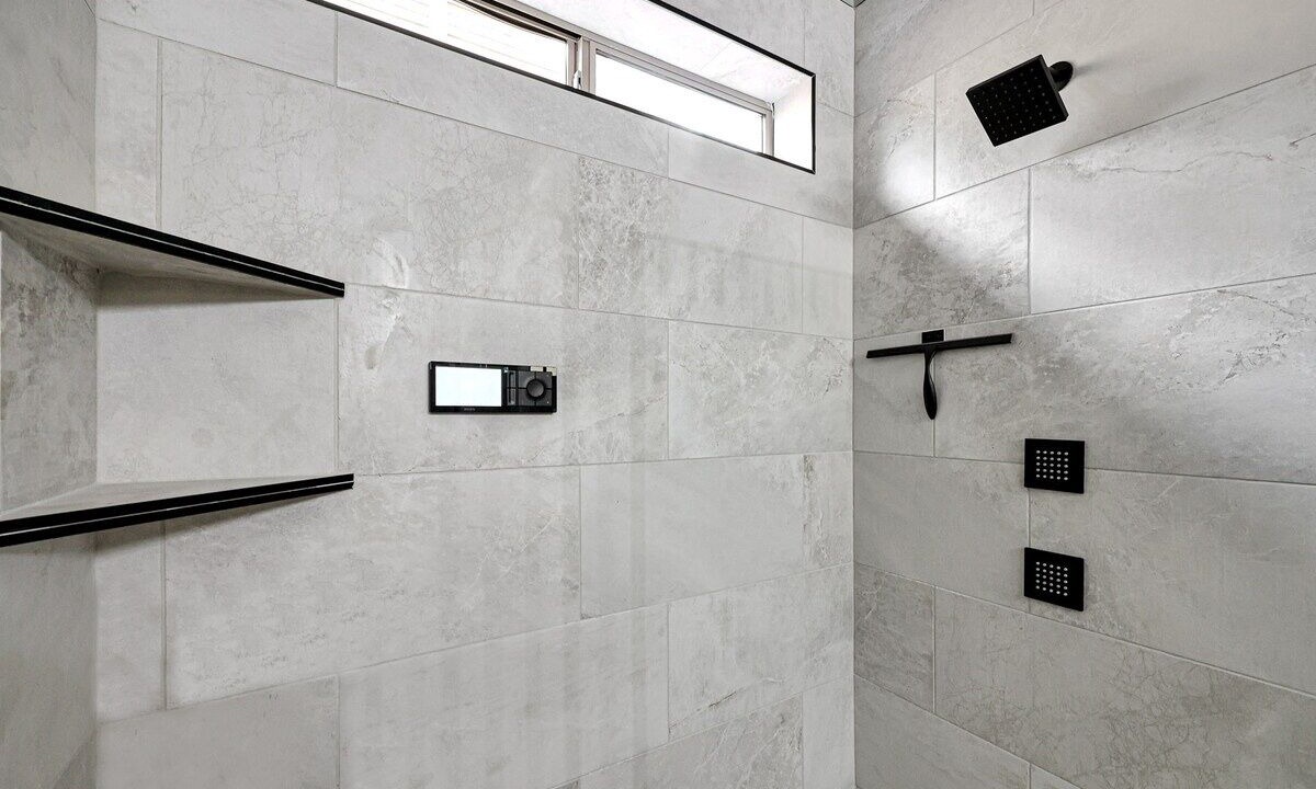Photo of Bathroom in Mountain Vista Ranch