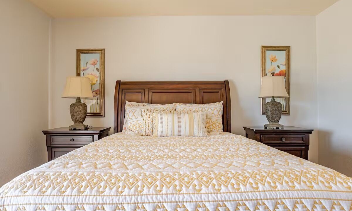 Photo of Bedroom in Tumacacori