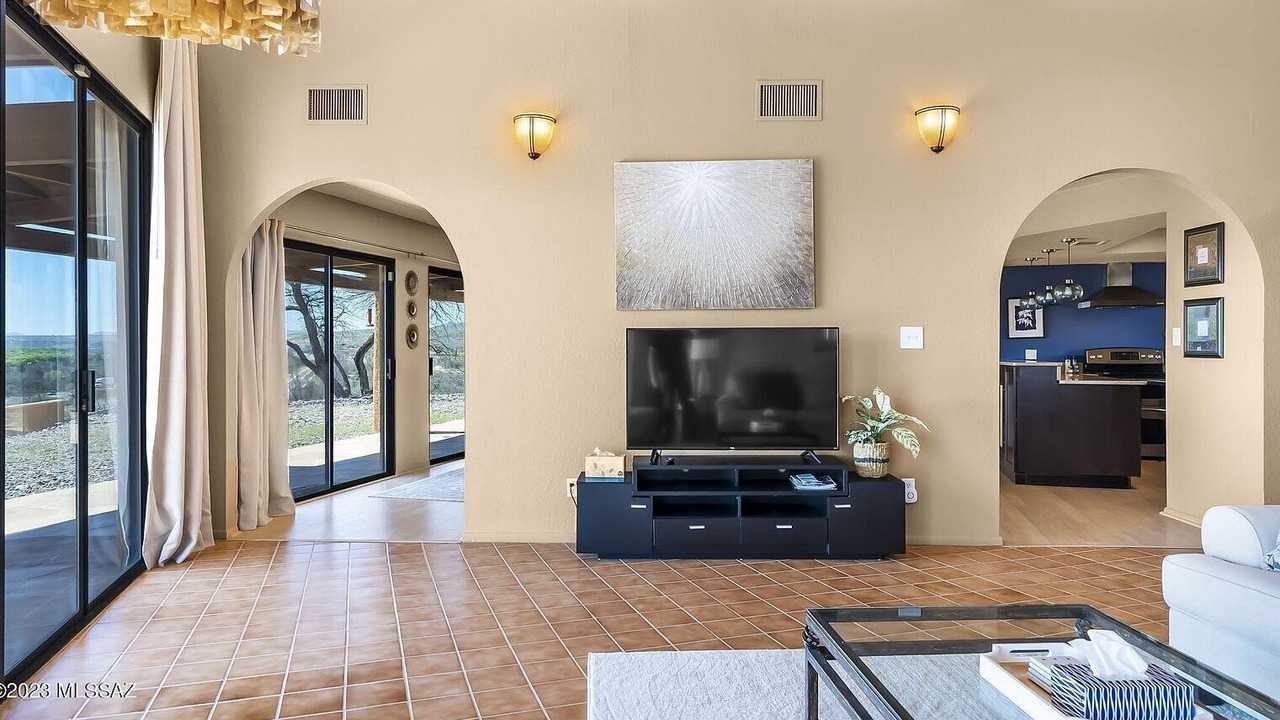 Photo of Livingroom in Tumacacori