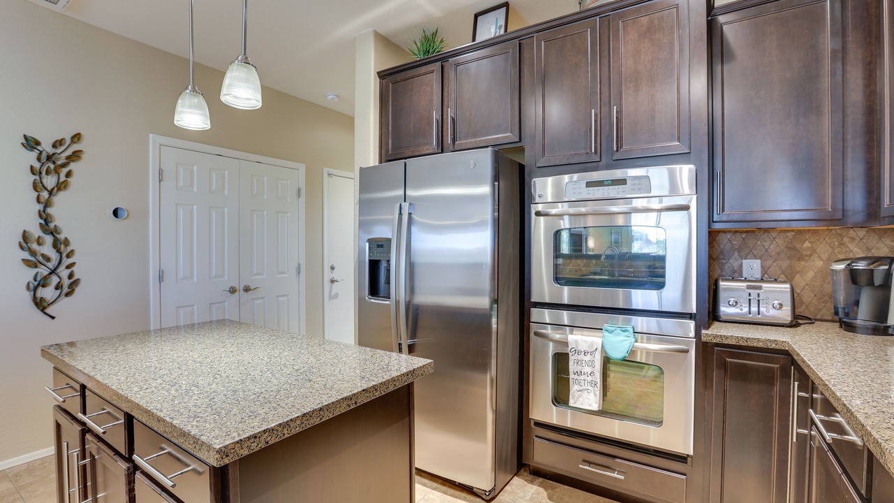 Photo of Kitchen in Montecito in Estrella
