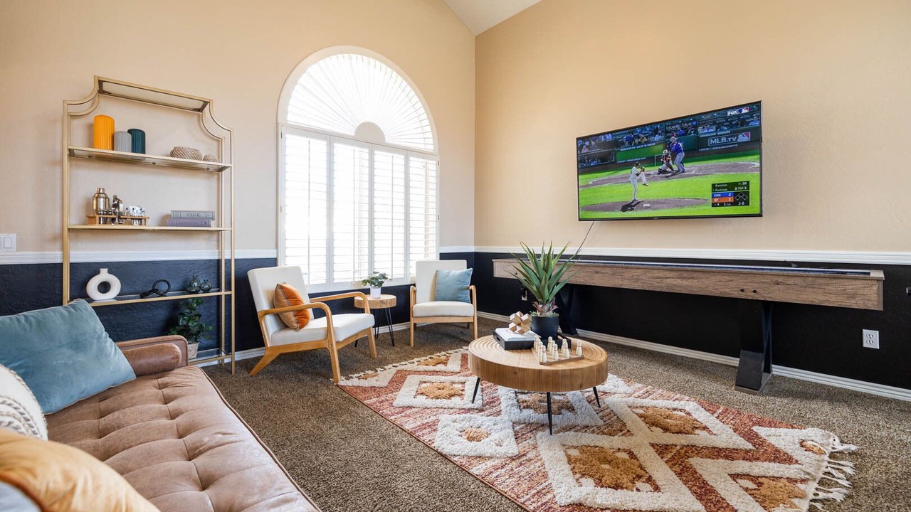 Photo of Livingroom in Val Vista Lakes