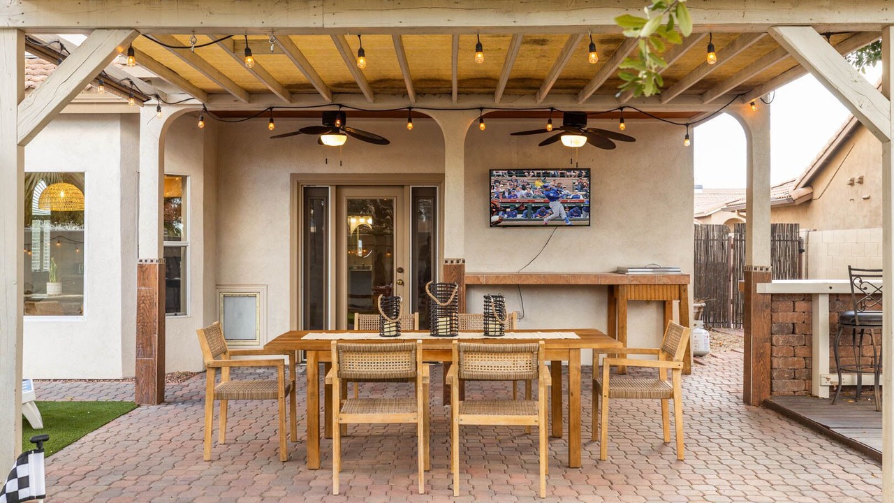 Photo of Outdoor in Val Vista Lakes