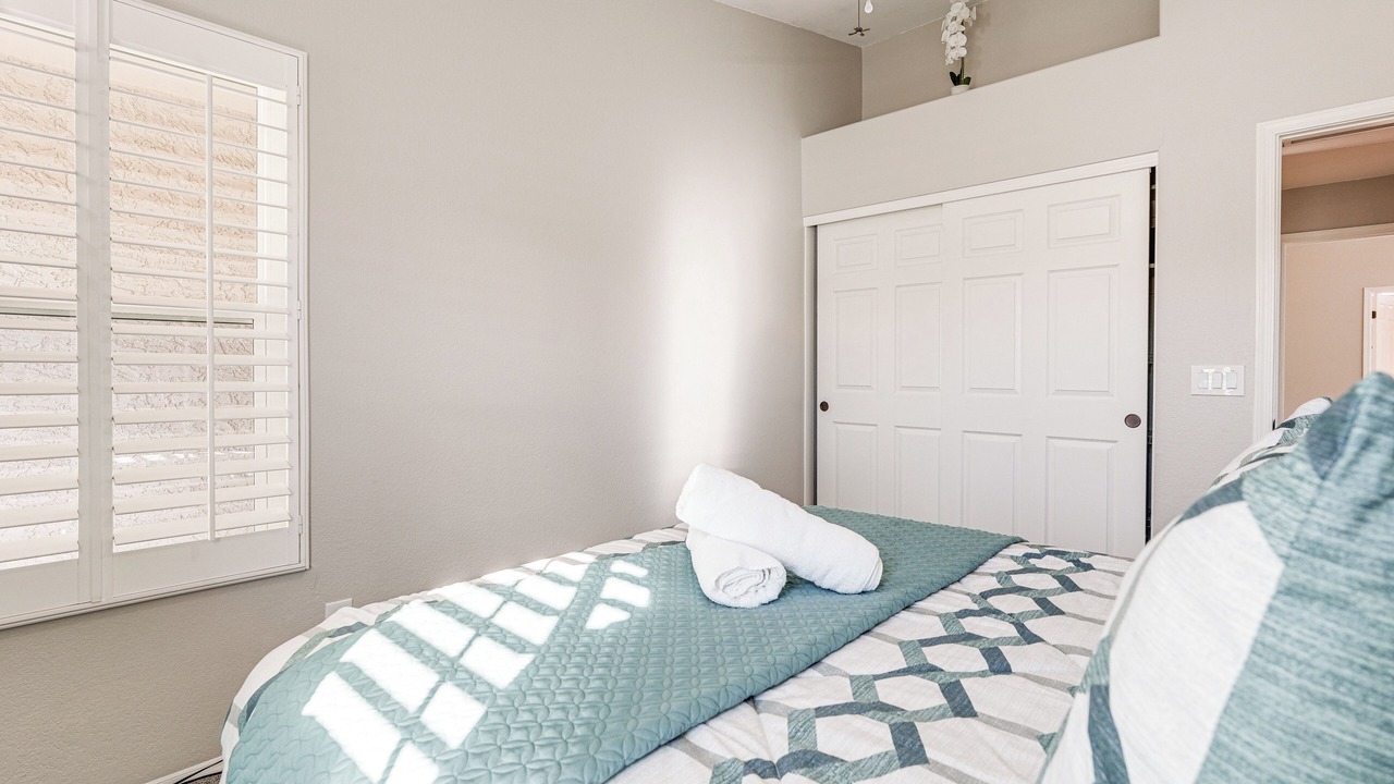 Photo of Bedroom in Templeton Manor