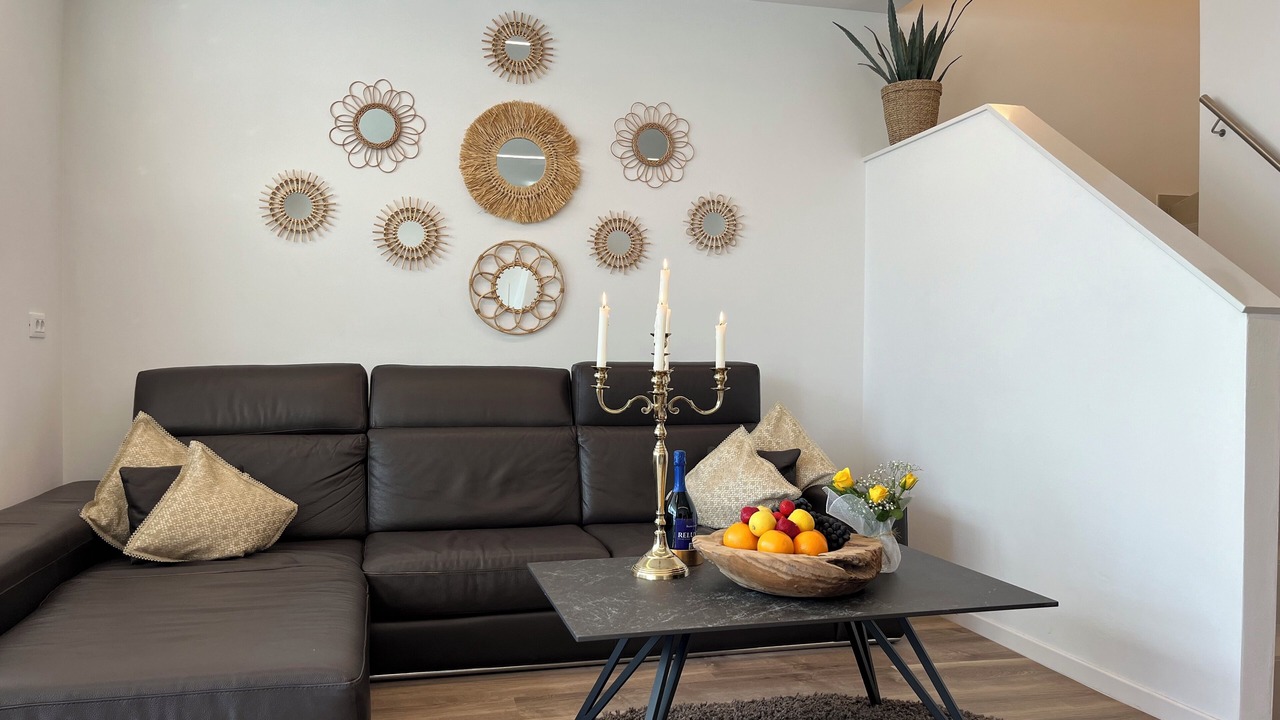 Photo of Livingroom in Postal