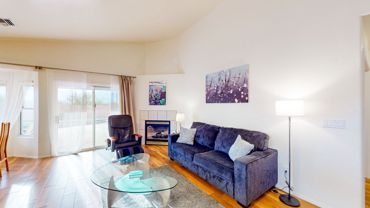 Photo of Livingroom in Oro Valley