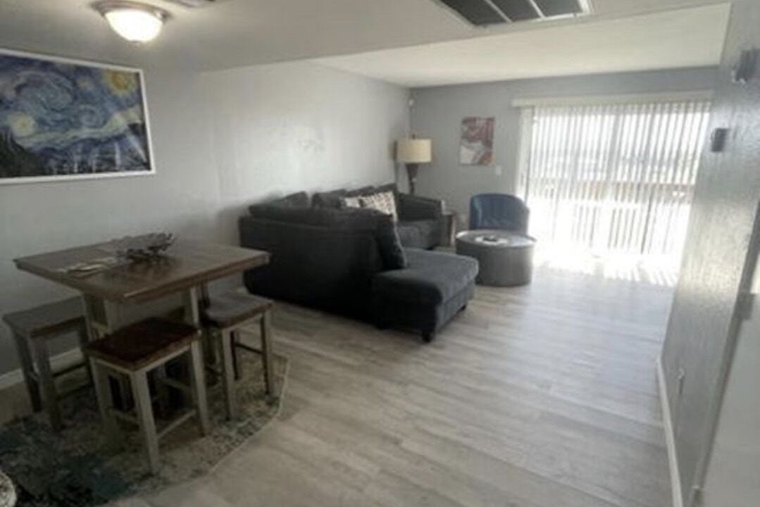Photo of Livingroom in North Mountain