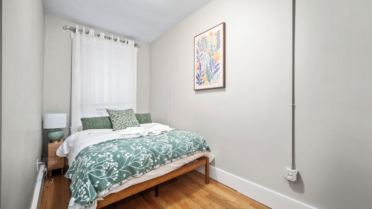 Photo of Bedroom in North End