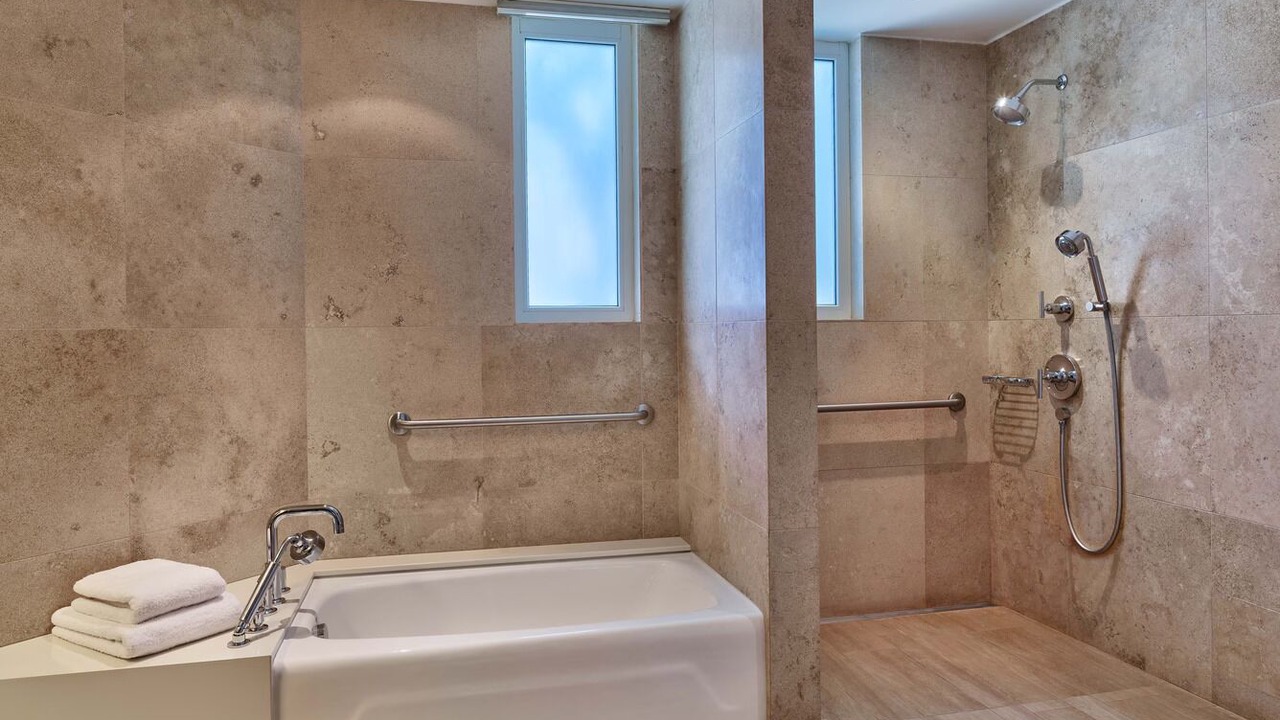 Photo of Bathroom in Pisco