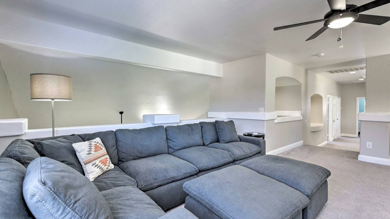 Photo of Livingroom in Gilbert