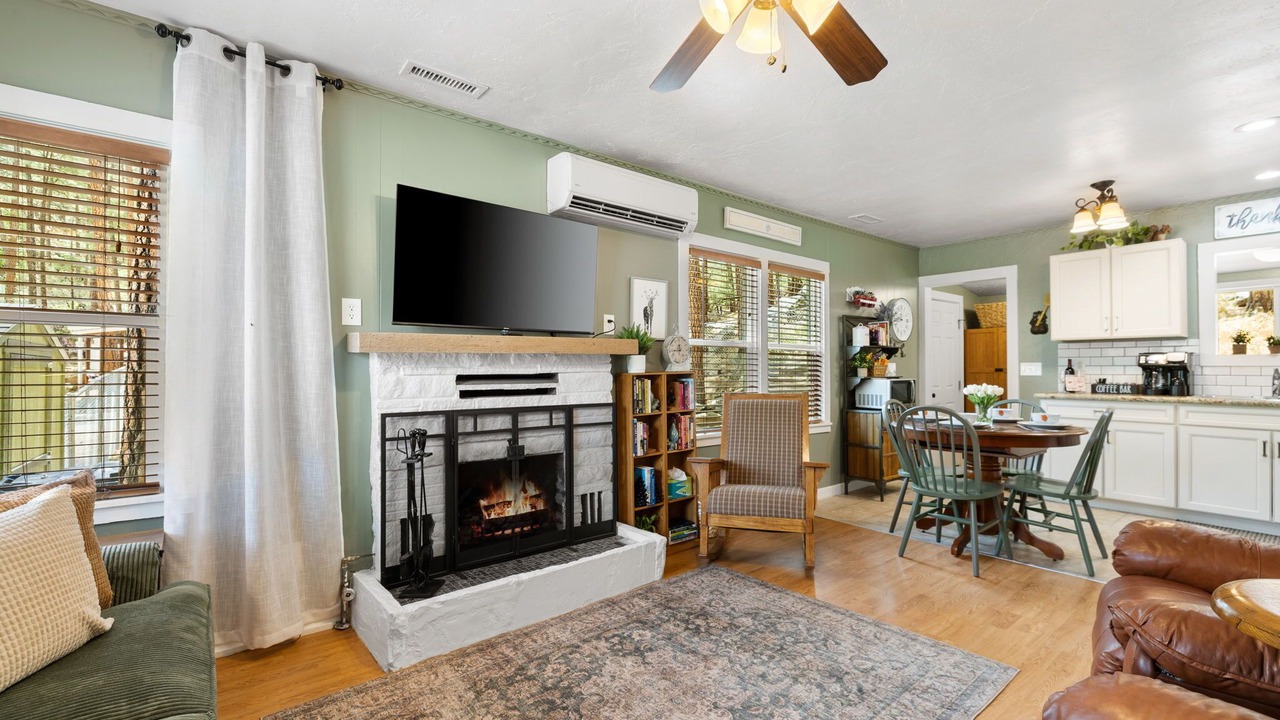 Photo of Livingroom in Mountain Club