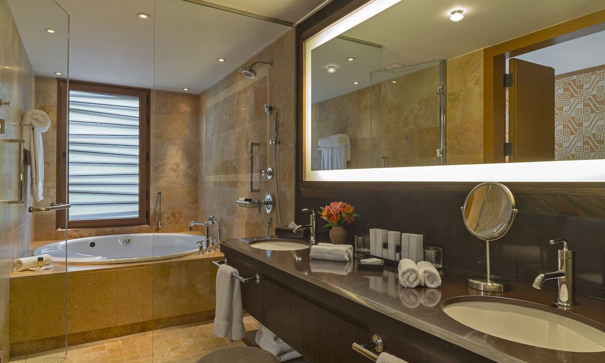 Photo of Bathroom in Maras