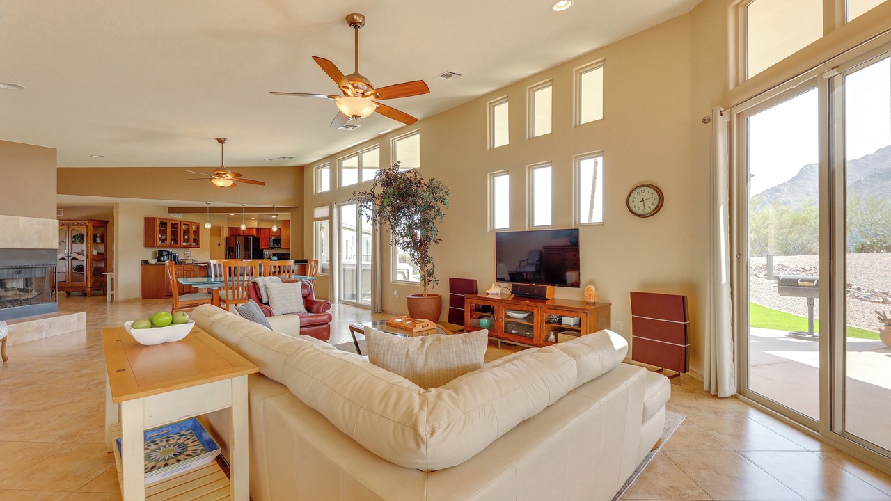 Photo of Livingroom in Rancho Catalina