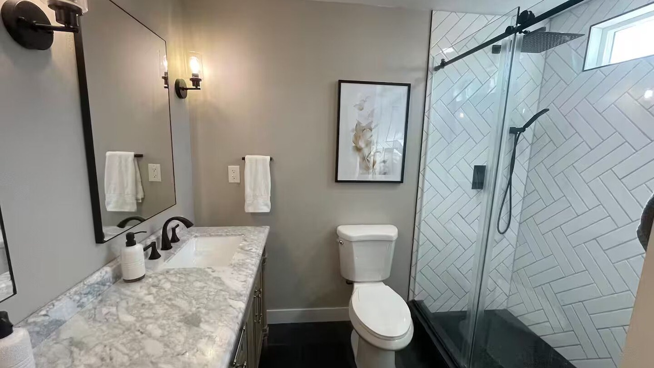Photo of Bathroom in Maryvale
