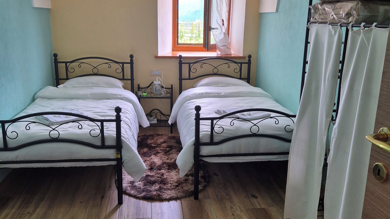 Photo of Bedroom in Cares
