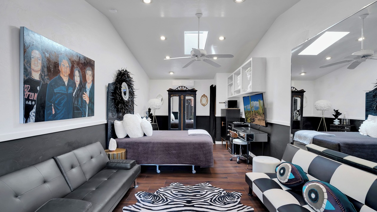 Photo of Bedroom in West University