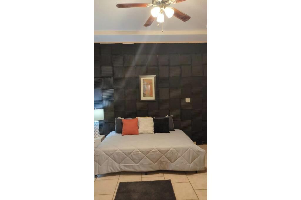 Photo of Bedroom in Foothills