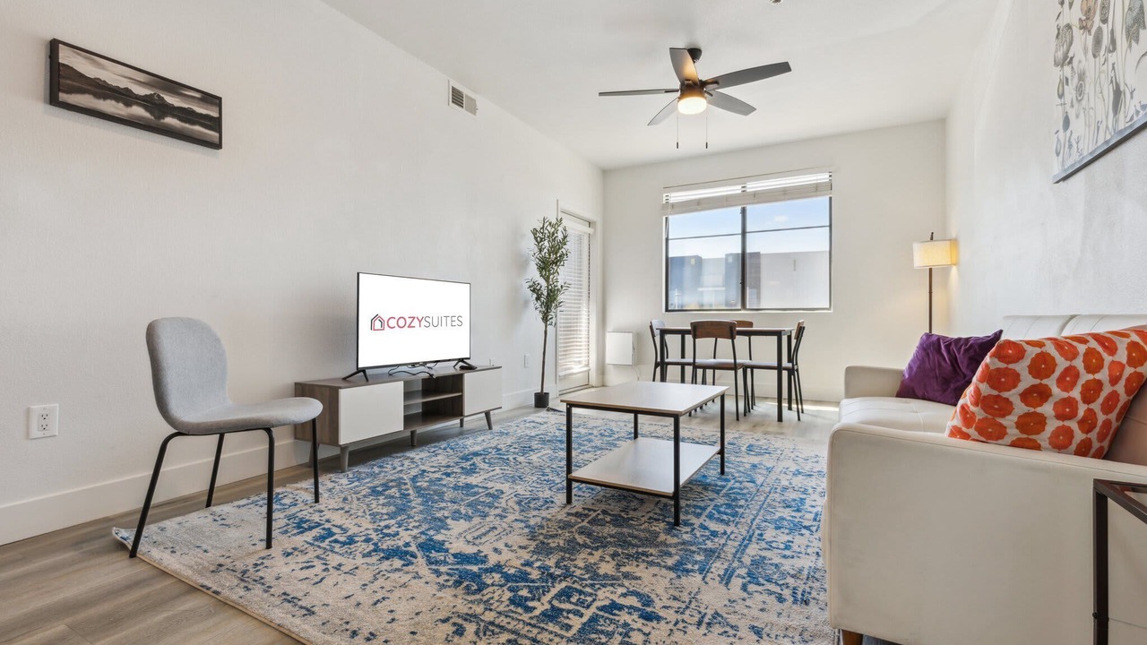 Photo of Livingroom in Glendale Sports and Entertainment District